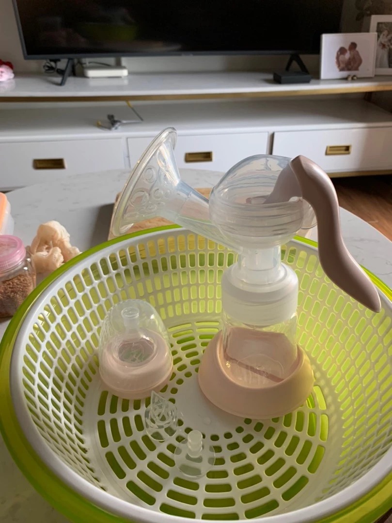 Máy Hút Sữa Bằng Tay Fatzbaby Handy 2 FB1010VN - Thiết Kế Xinh Xắn, Gọn Nhẹ, Chất Liệu An Toàn Cho Mẹ và Bé