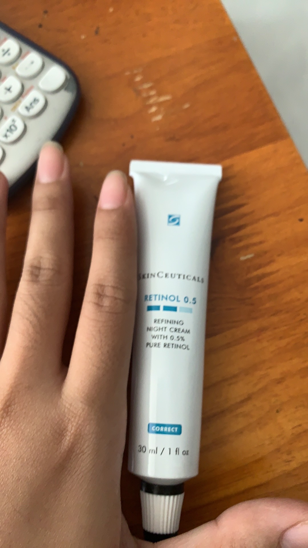 Kem Hỗ Trợ Trẻ Hóa Da SkinCeuticals Retinol 0.5 - Giảm Nếp Nhăn & Thâm Nám, Dưỡng 30ml, Chăm Sóc Da Tươi Trẻ & Mịn Màng