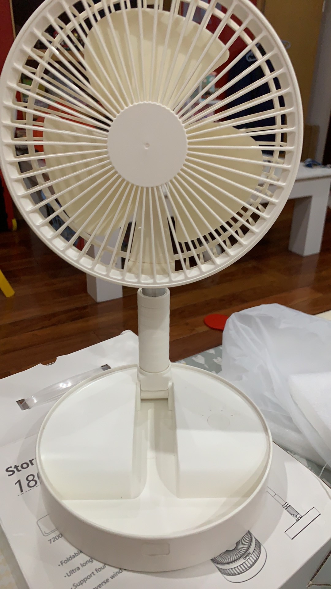 Quạt Tích Điện Gấp Gọn Rohs 20 Giờ Dùng Liên Tục - Quạt Di Động Tiện Lợi, Thiết Kế Nhỏ Gọn, Hoạt Động Êm Ái