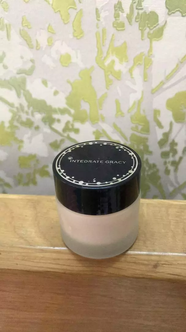 Kem Nền Dạng Hũ Shiseido Integrate Gracy SPF22/PA++ - Lớp Nền Mỏng Nhẹ, Che Khuyết Điểm Tối Ưu, Độ Ẩm Cao, Tươi Sáng Suốt Ngày