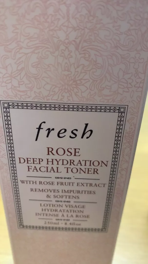 Nước Hoa Hồng Cân Bằng Da Fresh Rose Deep Hydration - Toner Dưỡng Ẩm Cho Mọi Loại Da, Chiết Xuất Từ Hoa Hồng Tươi 100ml/250ml