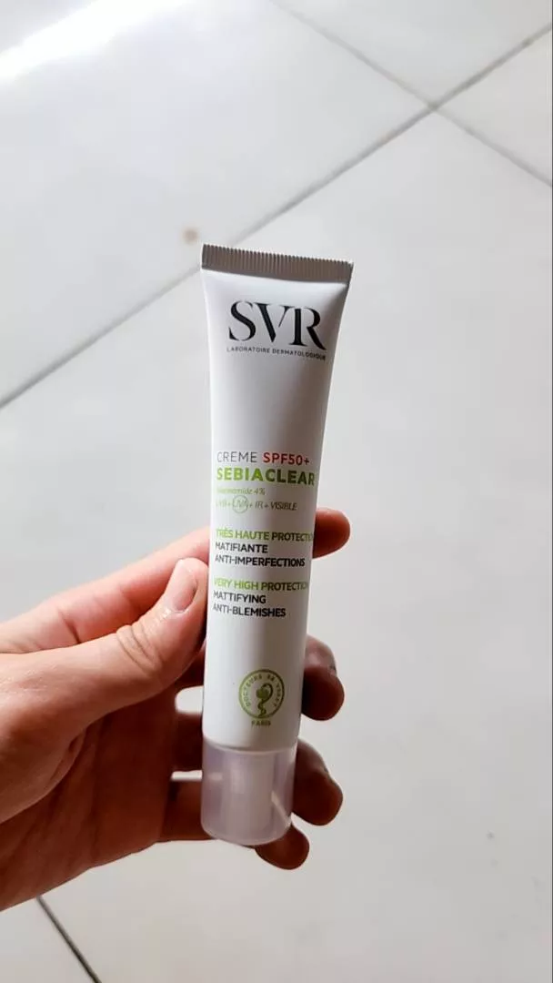Kem Chống Nắng SVR Làm Giảm Mụn SPF50+ 40ml (Mẫu Mới)