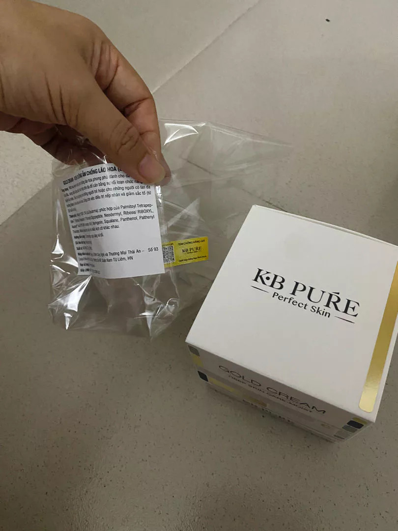 Kem Dưỡng Ẩm Ngừa Lão Hóa Da Khô KB Pure Gold Cream 50ml - Cấp Nước, Dưỡng Ẩm Cực Mạnh, Không Chứa Dầu, Chống Lão Hóa, Chăm Sóc Da