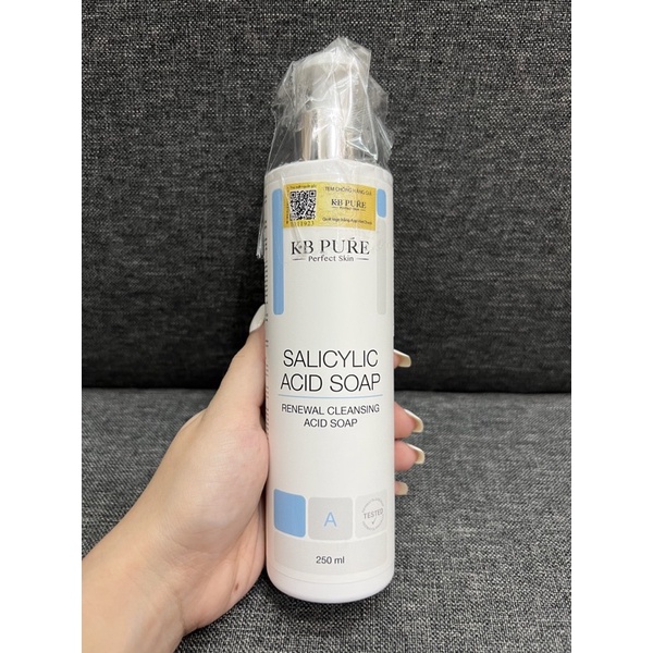 Gel tẩy tế bào chết KB Pure 250ml - Xà phòng Salicylic Acid làm sạch sâu, giảm mụn, làm sáng da với Retinol và Allatoin