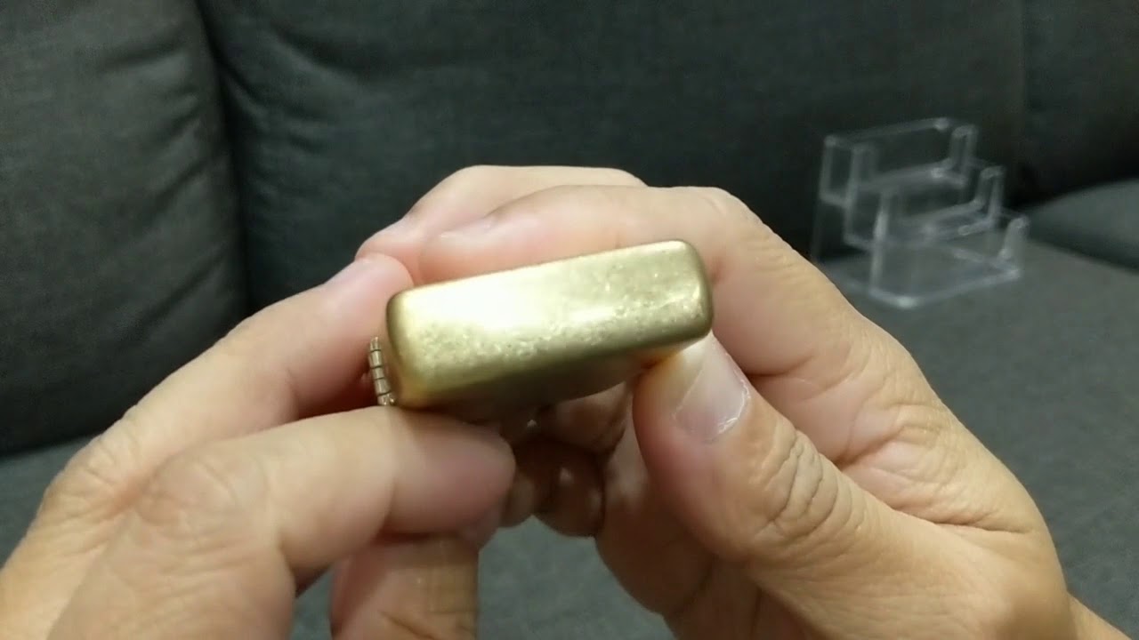 Bật Lửa Zippo Diagonal Weave Brass 29675 - Thiết Kế Sang Trọng Hiện Đại, Bật Tắt Nhạy, Hàng Chính Hãng USA