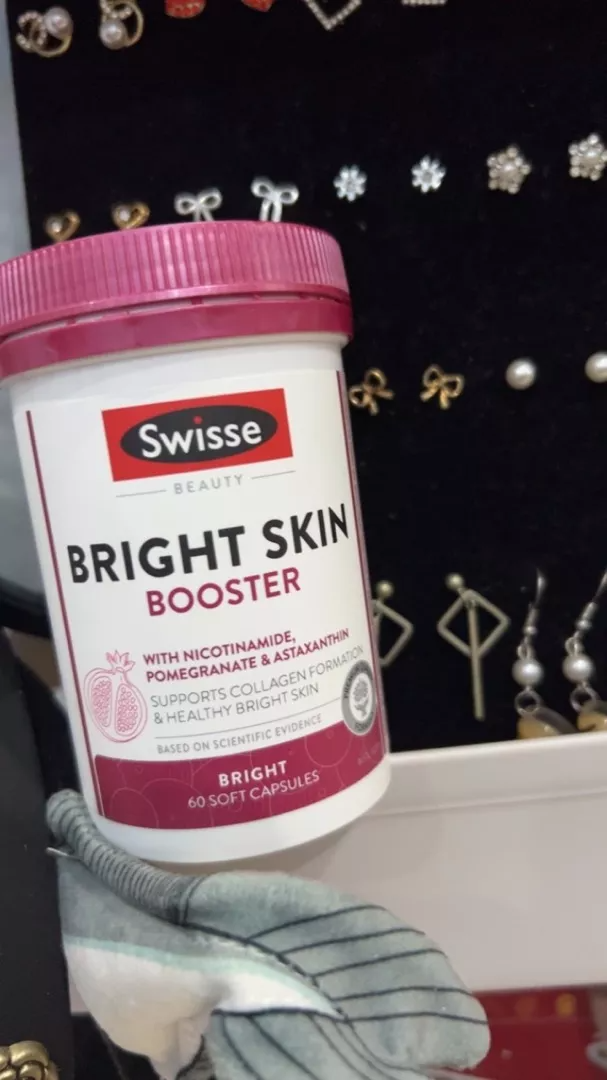 Viên Uống Hỗ Trợ Trắng Da Swisse Beauty Bright Skin 60 Viên - Giúp Làm Đều Màu Da, Cải Thiện Độ Sáng, Tưới Tắn Ở Úc