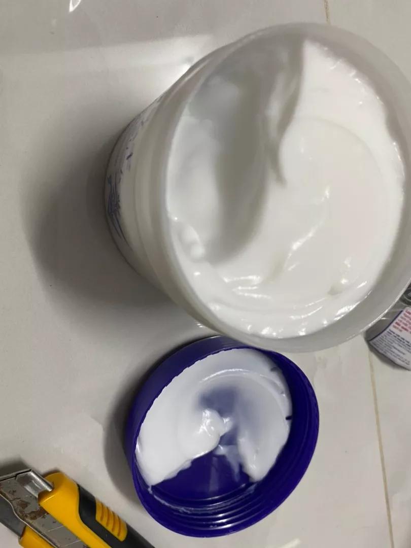 Kem dưỡng ẩm Hatomugi Moisturizing Conditioning The Milky Cream 300g - Dưỡng ẩm, làm mềm da và ngăn ngừa lão hóa cho mọi loại da