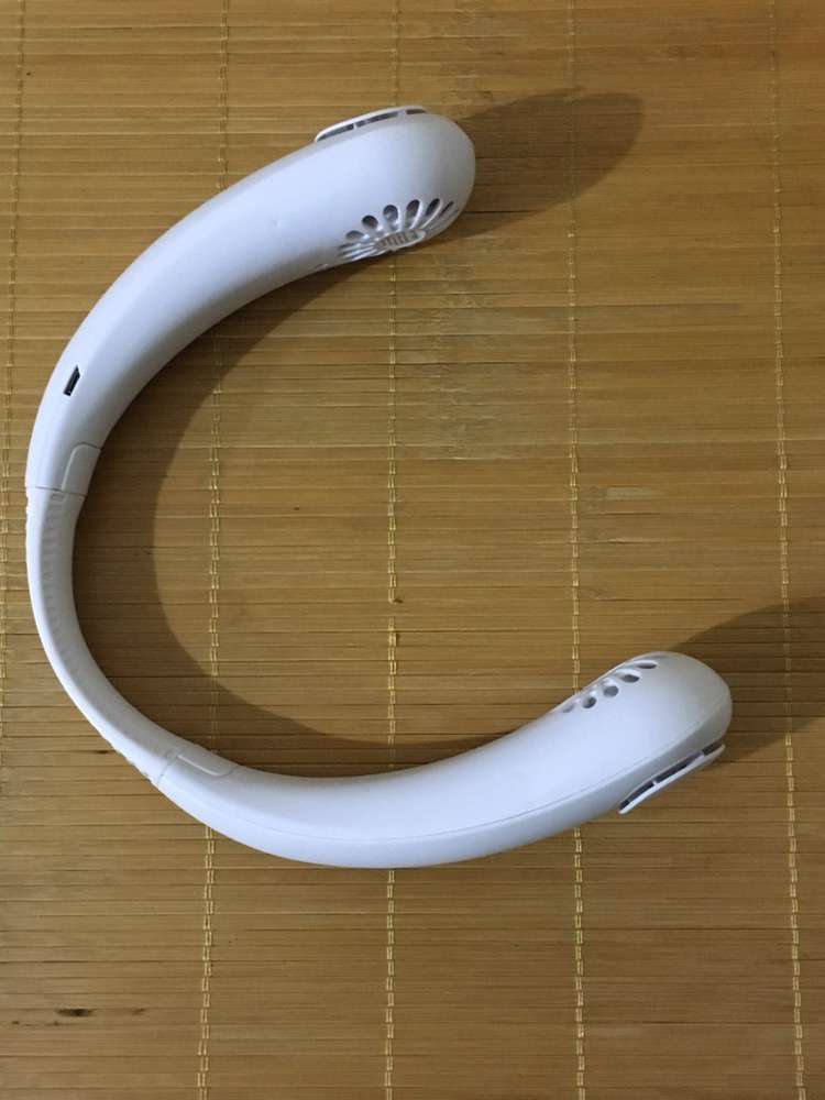 Quạt USB Đeo Cổ Mini 3 Tốc Độ - Pin Sạc 2000mAh Tiện Dụng Cho Du Lịch, Đi Chơi - Giải Nhiệt Mọi Lúc, Mọi Nơi