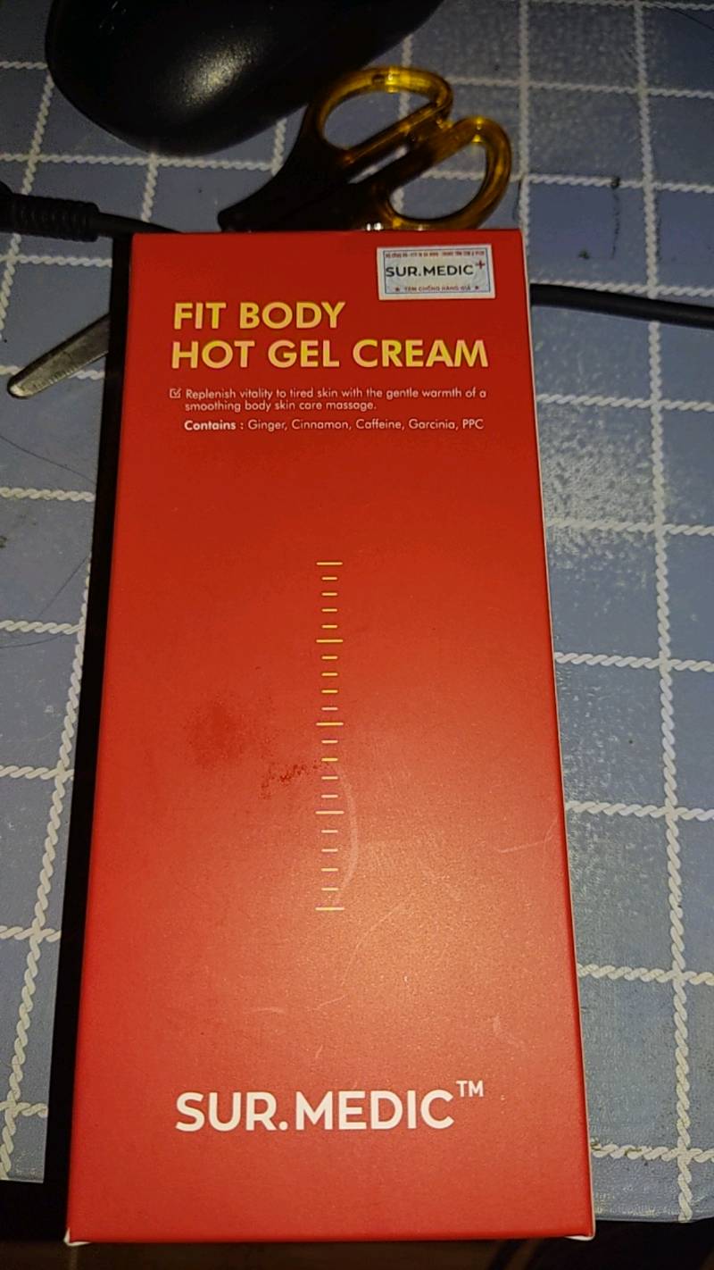 Thanh lăn giảm mỡ săn cơ Sur.Medic Fit Body Hot Gel Cream - Giúp đốt cháy mỡ thừa và cải thiện vòng eo hiệu quả 100ml