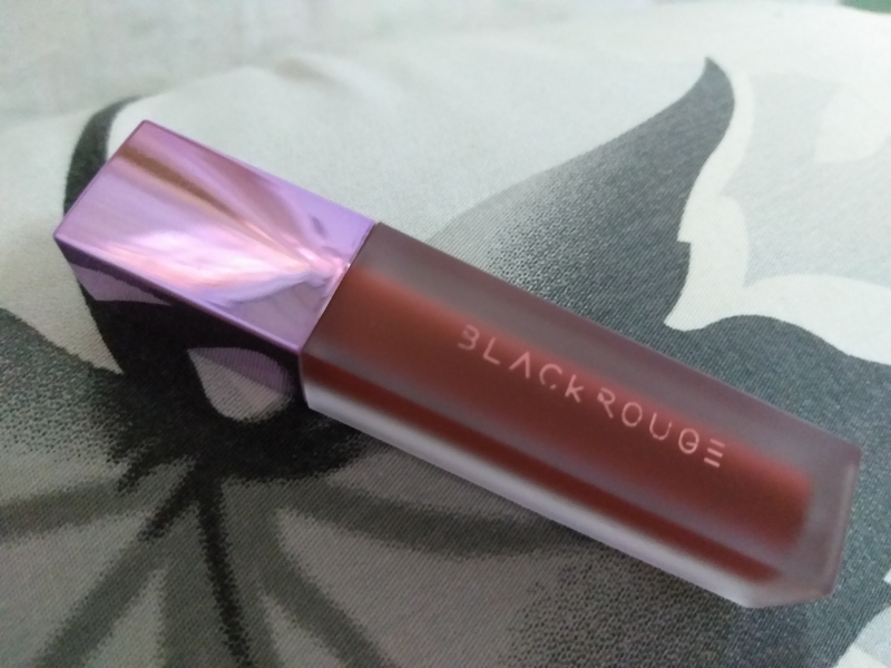 Son Kem Lì Black Rouge Air Fit Velvet A12 - Màu Nâu Đỏ Gạch Tự Nhiên, Chất Son Mượt Mịn, Bám Môi Lâu Trôi, Dành Cho Nàng Yêu Thích Trang Điểm