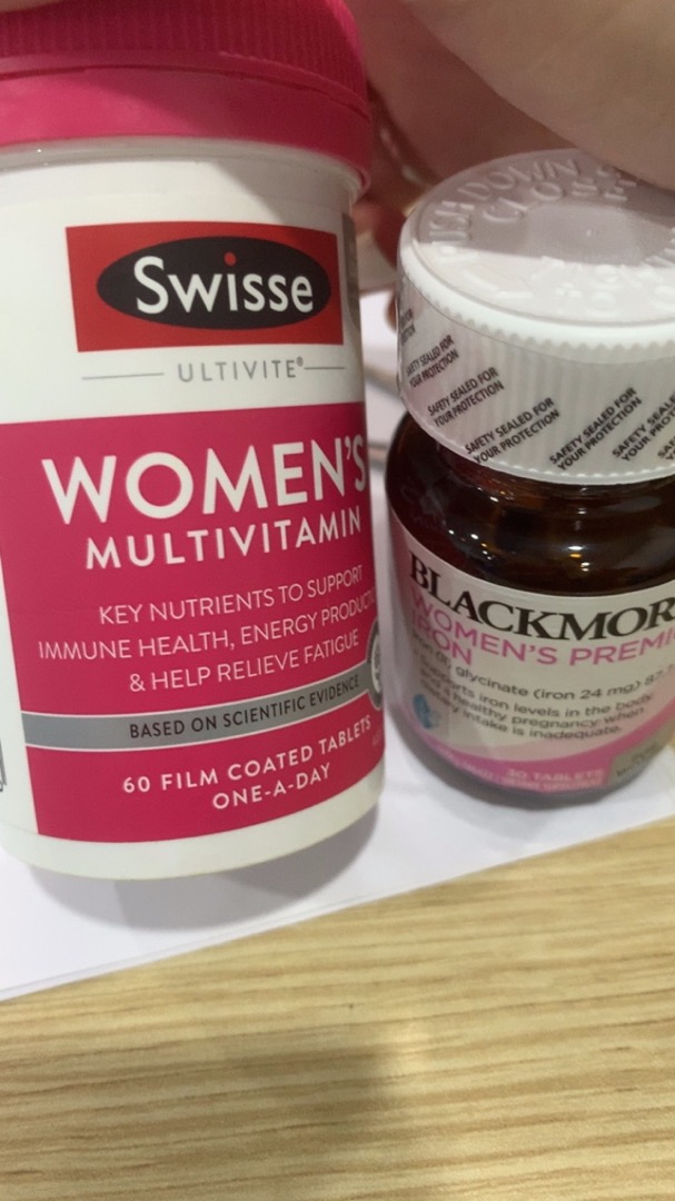 Vitamin cho phụ nữ trên 50 tuổi Swisse Women's Ultivite 50+ - Hỗ trợ sức khỏe, bổ sung vitamin và khoáng chất, 60 viên