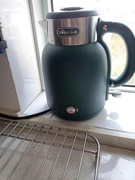 Ấm Siêu Tốc Bear ZDH-C15C1 1.5L - Thiết Kế Hiện Đại, Công Nghệ Nhiệt Strix, Nấu Nước Nhanh Chóng, An Toàn, Tiện Lợi Tại Nhà