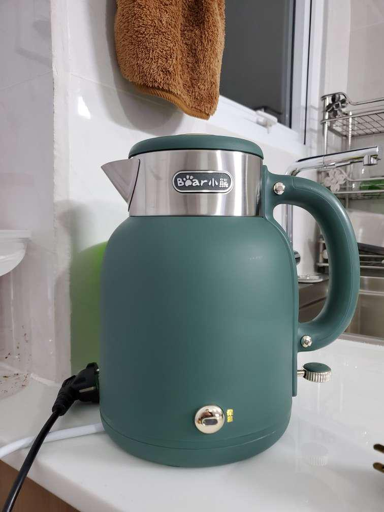 Ấm Siêu Tốc Bear ZDH-C15C1 1.5L - Thiết Kế Hiện Đại, Công Nghệ Nhiệt Strix, Nấu Nước Nhanh Chóng, An Toàn, Tiện Lợi Tại Nhà