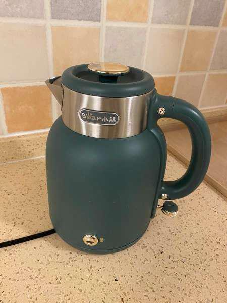Ấm Siêu Tốc Bear ZDH-C15C1 1.5L - Thiết Kế Hiện Đại, Công Nghệ Nhiệt Strix, Nấu Nước Nhanh Chóng, An Toàn, Tiện Lợi Tại Nhà