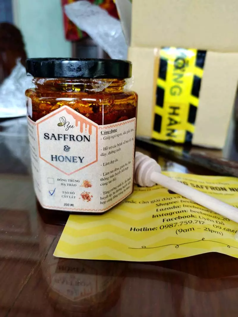 Set Saffron 1g và Táo Tàu Ngâm Mật Ong Bee Beauty - Tăng Cường Sức Khỏe, Cải Thiện Giấc Ngủ và Tốt Cho Dạ Dày