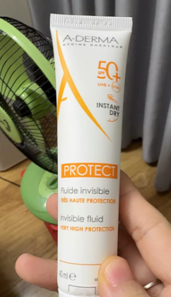 Kem Chống Nắng ADerma Protect Invisible Fluid SPF 50+ Cho Da Dầu Nhạy Cảm - Thấm Nhanh Trong 3 Giây, Bảo Vệ Da Tối Ưu