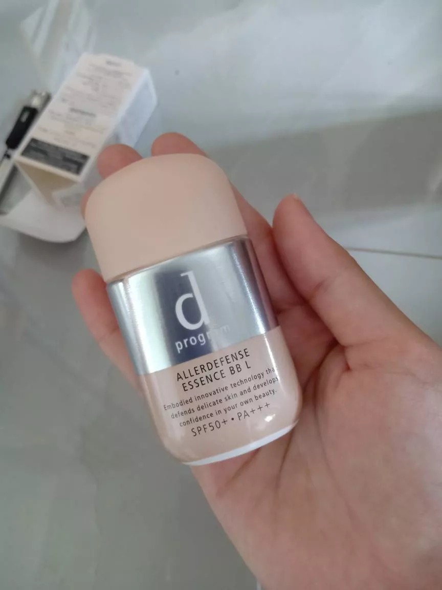 Kem Chống Nắng Trang Điểm dProgram Allerdefense NEO BB Essence SPF50+ PA+++ 30ml - Bảo Vệ Da Khỏi Tia UV và Ô Nhiễm, Lớp Nền Tự Nhiên