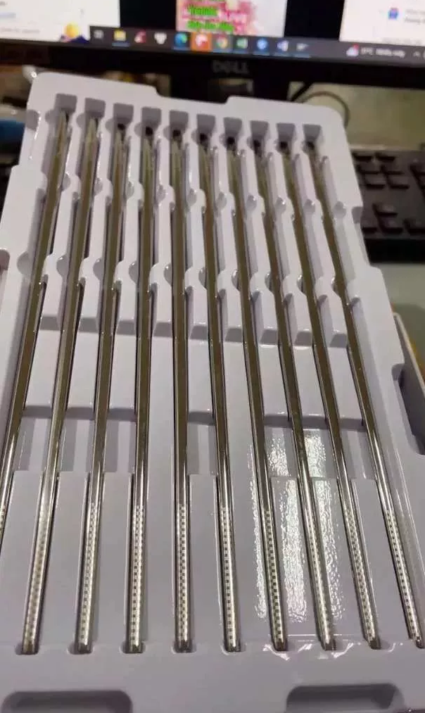 Hộp 10 Đôi Đũa Inox Haatz CIM316 - Dụng Cụ Nhà Bếp Chất Liệu Inox 316L Sang Trọng, Thân Thiện Với Sức Khỏe