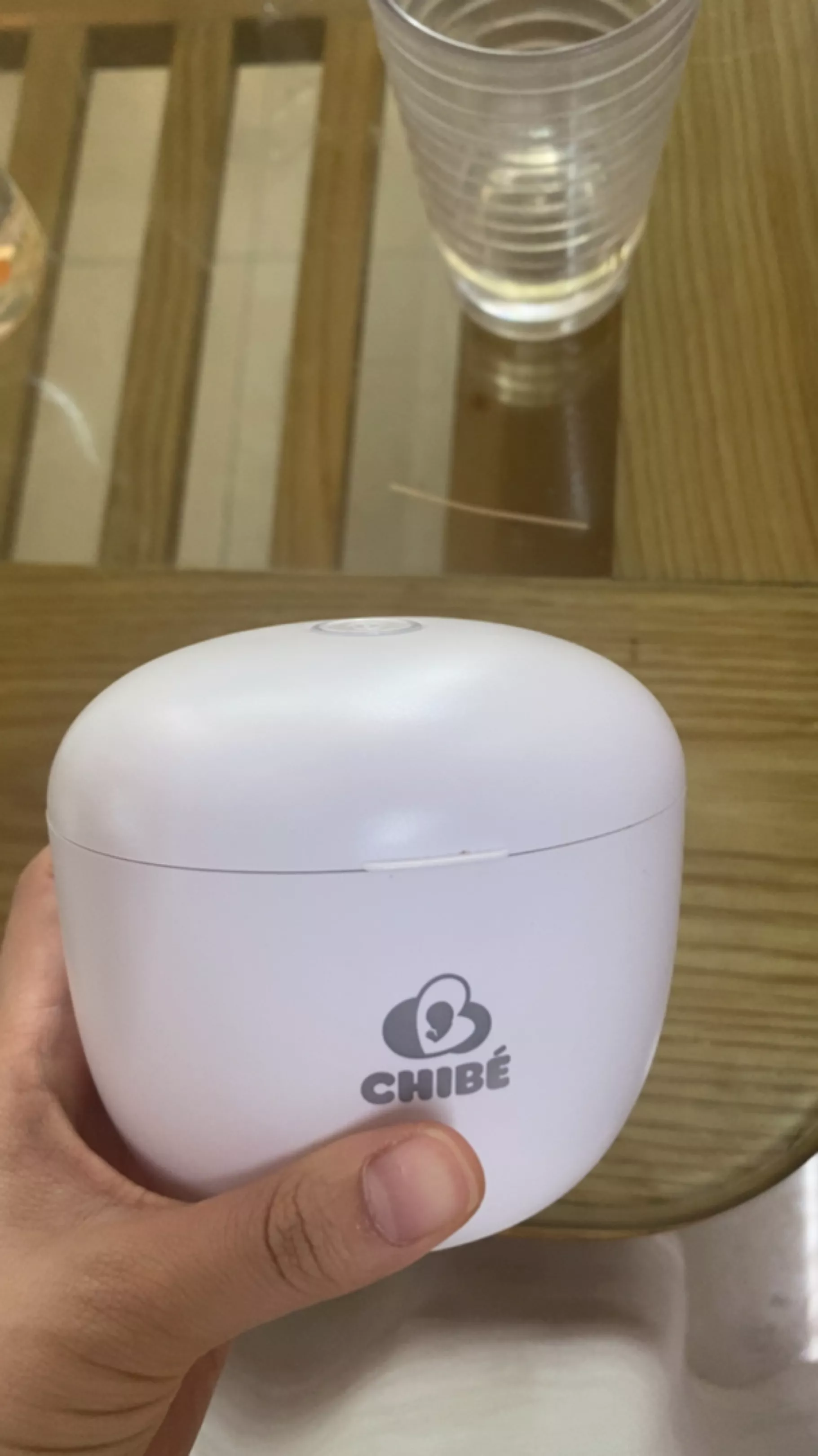 Máy Tiệt Trùng Mini UV Chibé Magic 2 CB014 - Tiệt Trùng Nhanh Chóng Đồ Dùng Của Bé, An Toàn Và Tiện Lợi Khi Di Chuyển