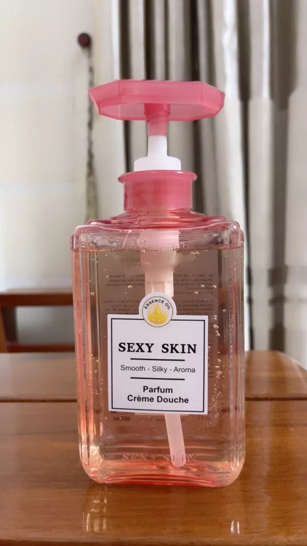 Sữa tắm nước hoa Sexy Skin Vitamin E - Ngọt dịu nhẹ 600ml Pháp