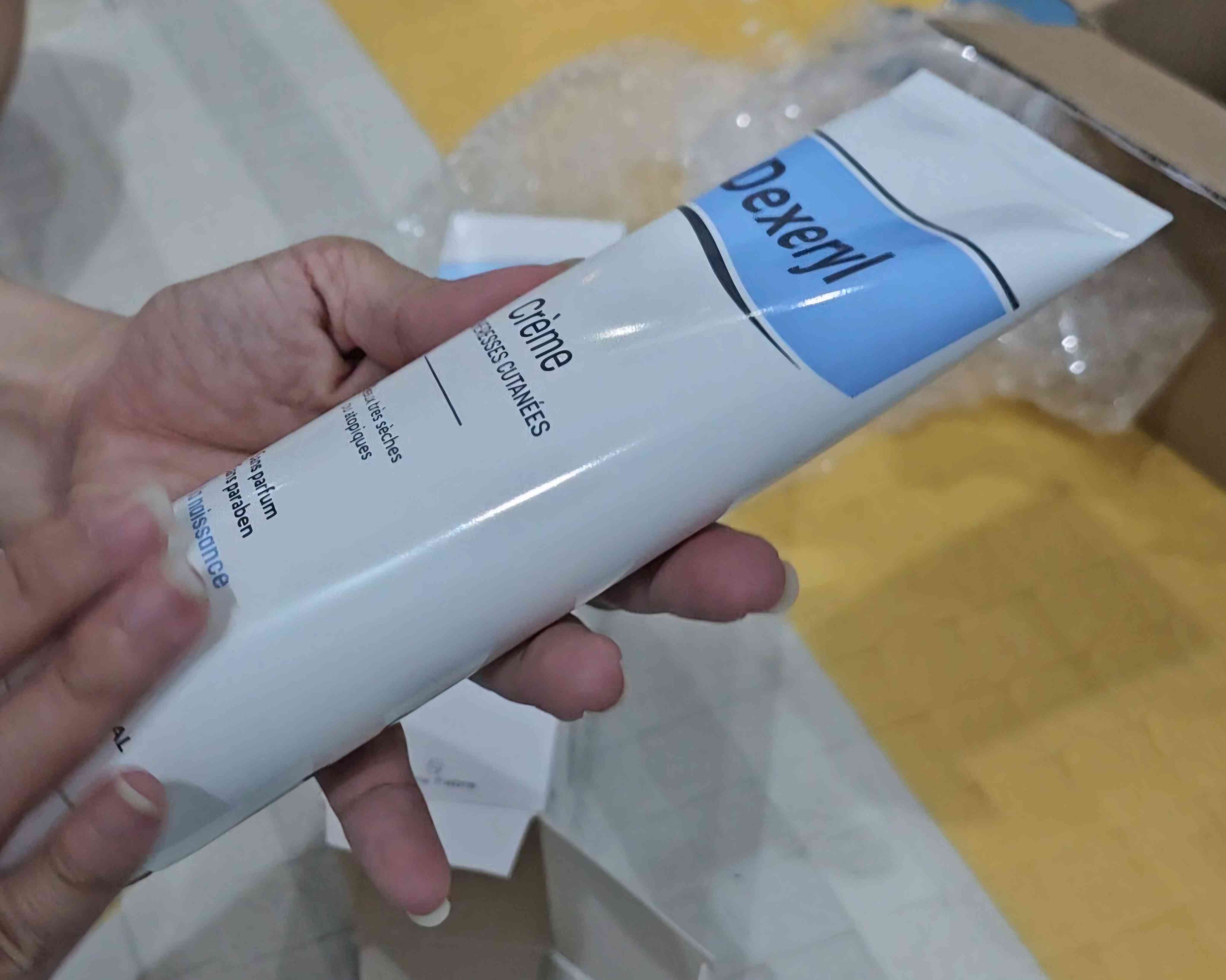 Kem Nẻ Dexeryl Crème 50g, 250g - Dưỡng Ẩm, Chống Nứt Nẻ, Hỗ Trợ Chàm Sữa cho Trẻ Sơ Sinh và Người Lớn, Kem Dưỡng Da Pháp Chính Hãng