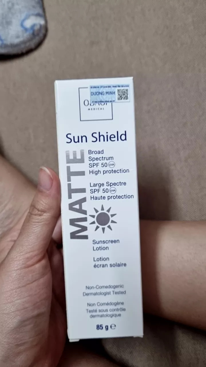 Kem chống nắng phổ rộng Obagi Sun Shield Matte Broad Spectrum SPF 50