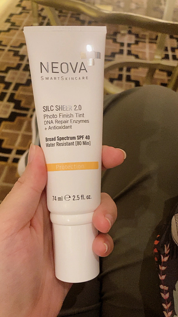 Kem Chống Nắng Neova Silc Sheer 2.0 SPF 40 - Dưỡng Da Mỏng Nhẹ, Bảo Vệ UVA/UVB, Che Khuyết Điểm, Phù Hợp Mọi Loại Da