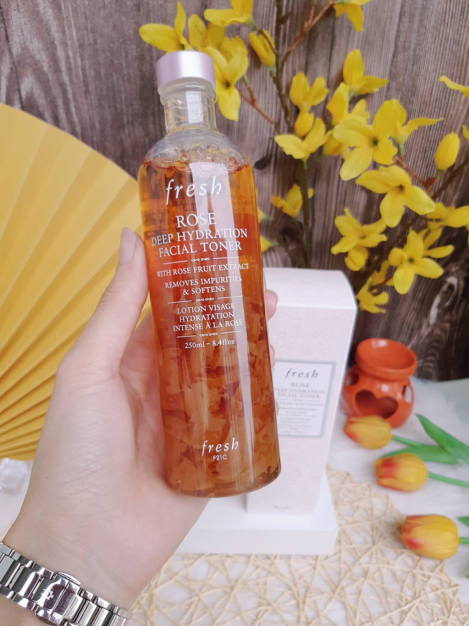 Nước Hoa Hồng Cân Bằng Da Fresh Rose Deep Hydration - Toner Dưỡng Ẩm Cho Mọi Loại Da, Chiết Xuất Từ Hoa Hồng Tươi 100ml/250ml