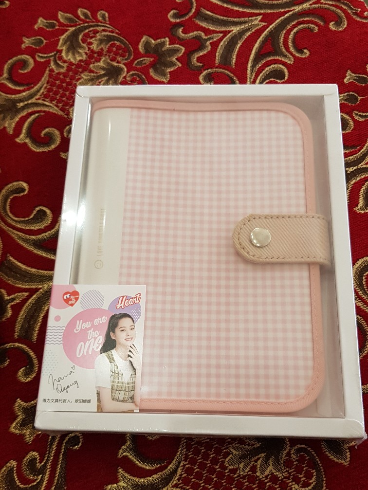 Sổ Tay Ghi Chép Bìa Cứng 32K Deli SZ025 - Sổ Đẹp, Chống Thấm, Quà Tặng Học Tập và Làm Việc, Màu Xanh Dương/Hồng