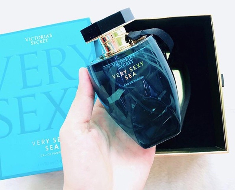 Nước Hoa Nữ Victoria's Secret Very Sexy Sea Eau De Parfum 100ml - Hương Hoa Cỏ Phương Đông Tươi Mát, Gợi Cảm và Quyến Rũ