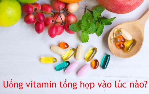 Khám phá những lợi ích từ việc cho bé uống vitamin tổng hợp vào buổi sáng.