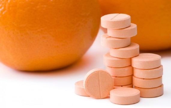 Vitamin C uống ngày bao nhiêu viên là an toàn?
