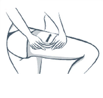 Tiếp tục dùng cả hai tay massage và ấn nhẹ theo chiều hướng lên