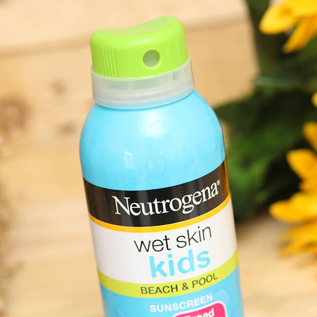 Kem chống nắng Neutrogena Wet Skin Kids SPF70 dạng xịt 3