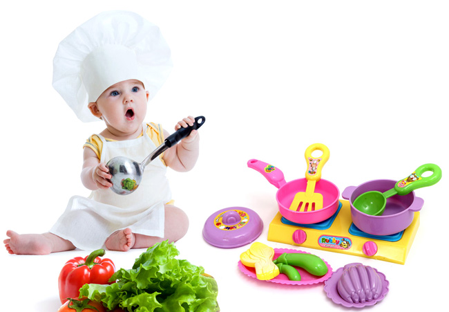 Đồ chơi nấu ăn cho bé thỏa sức vui chơi và kích thích trí tưởng của bé