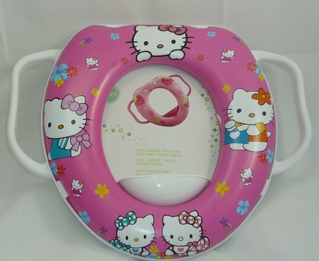 Miếng lót bồn cầu cho bé Hello Kitty xinh xắn, dễ thương