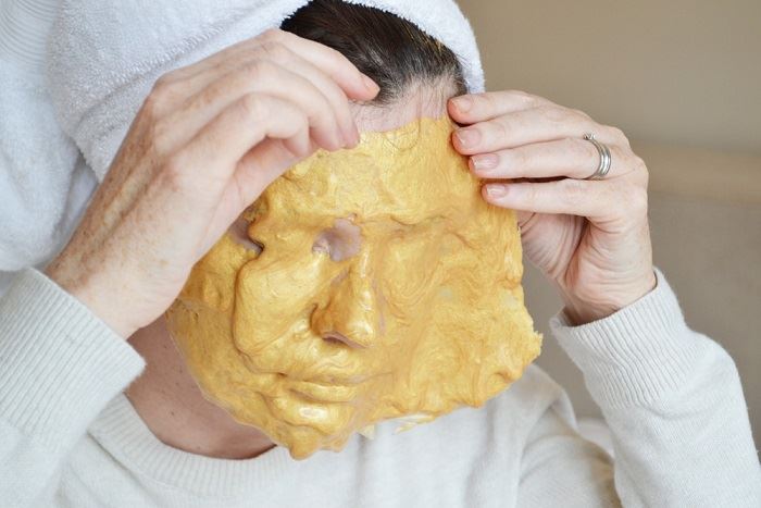Mặt nạ vàng 24k Casmara Luxury Algae Peel-off Mask 7