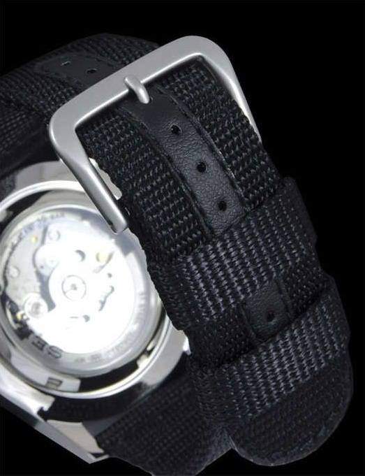 Đồng hồ Seiko 5 sports SNZG15K1 4