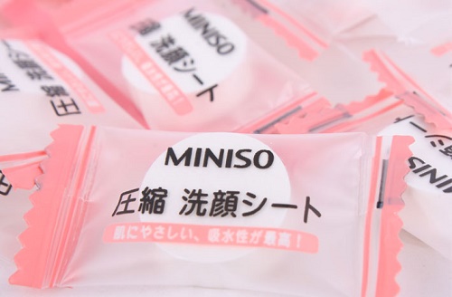 Mặt nạ nén Miniso thiết kế như một viên kẹo nhỏ xinh, vô cùng ấn tượng