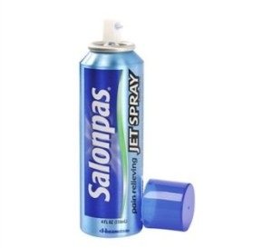 Salonpas Spray có chứa 2 chất giảm đau mạnh, vô cùng thuận tiện trong sử dụng