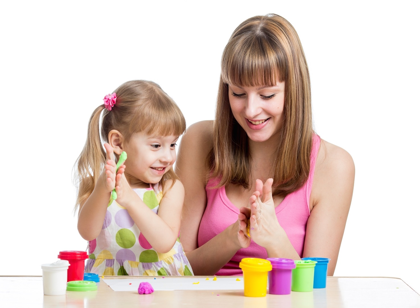 Bộ đồ chơi giúp bé tạo sự gắn kết với Bố Mẹ, người thân trong gia đình và bạn bè