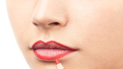 Chì kẻ môi Etude House Soft touch Auto Lip Liner Ad lên màu đẹp, giúp định hình đôi môi dễ dàng
