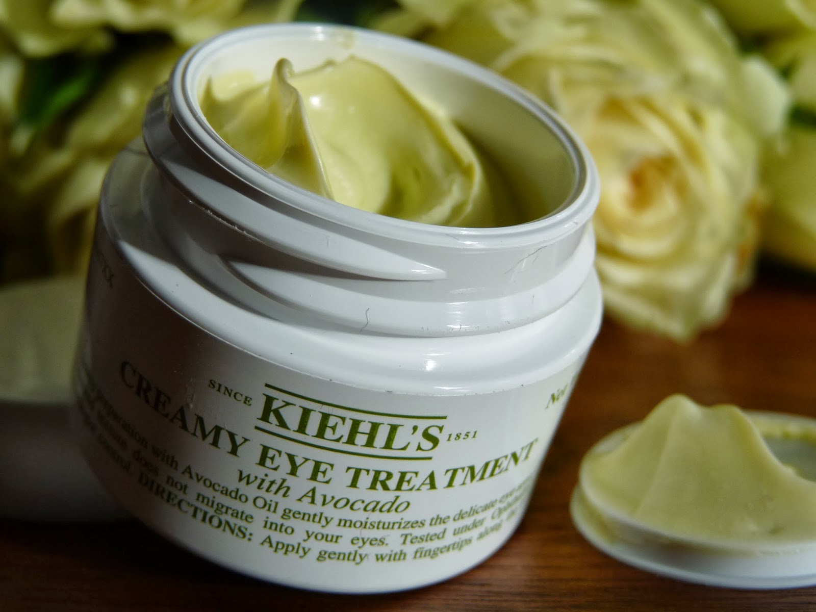 Kem dưỡng mắt Kiehl’s Creamy Eye Treatment with Avocado 4