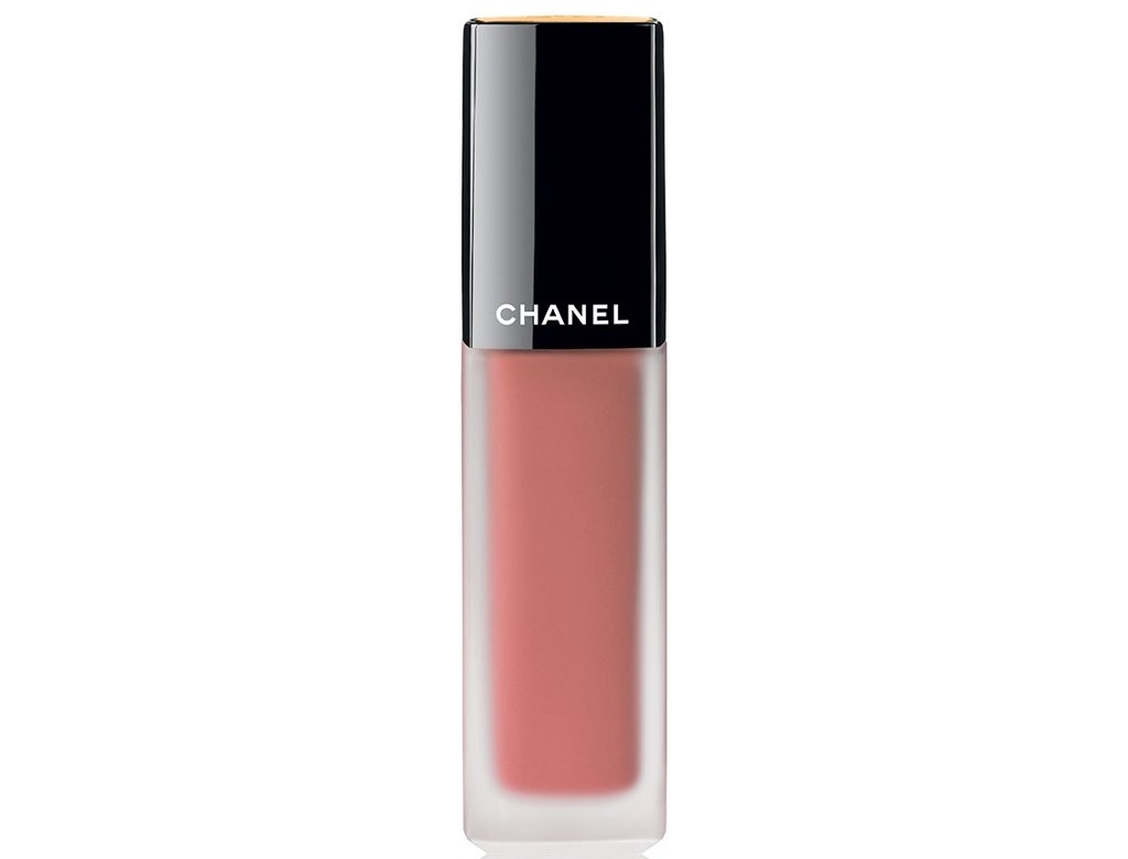 Son Chanel Rouge Allure Ink 140 Amoureux tông màu hồng nude nhẹ nhàng, bí ẩn đầy lôi cuốn 