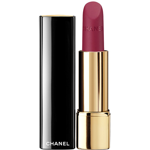 on Chanel Rouge Allure Velvet 46 La Malicieuse màu đỏ dưa hấu nổi bật và trẻ trung