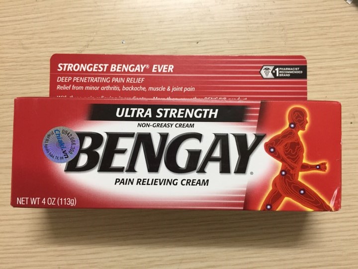 Kem xoa bóp Bengay giảm đau xương khớp của Mỹ nhanh chóng