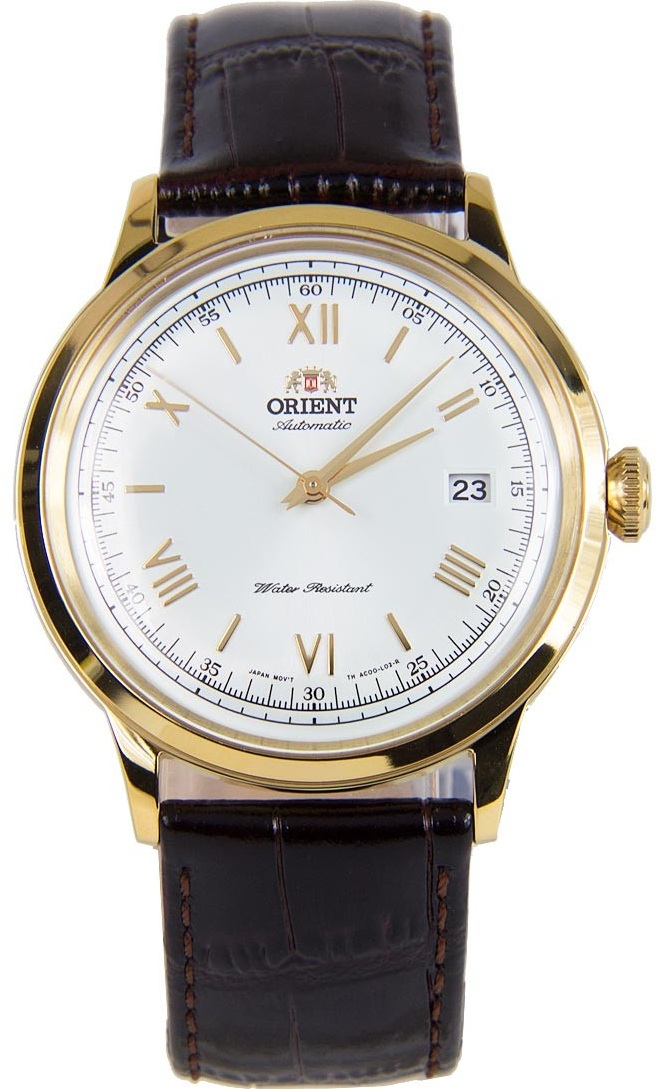 Đồng hồ Orient Bambino sử dụng cọc số la Mã thanh lịch thay vì các cọc số thông thường, đơn điệu