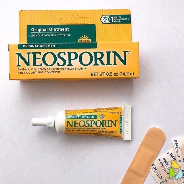 Thuốc mỡ vết thương trầy xước Neosporin