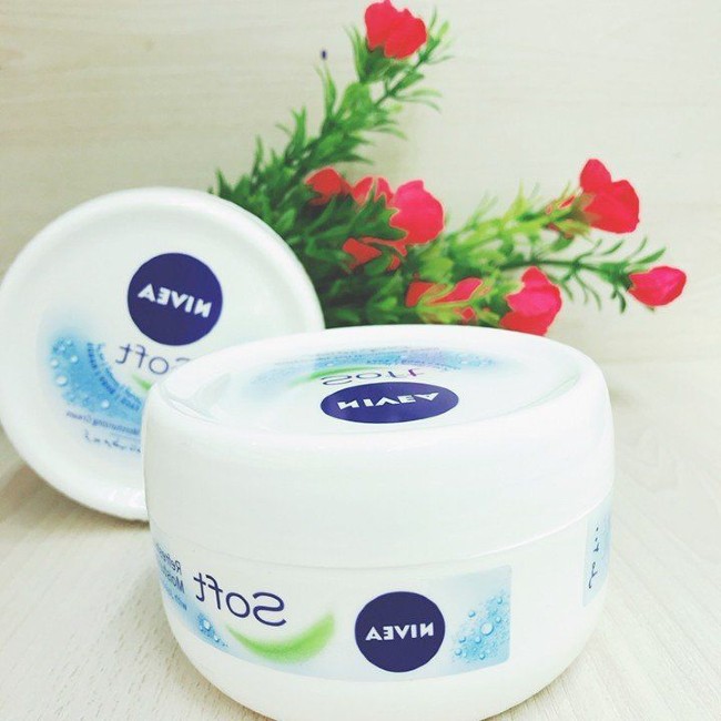 Công dụng của Nivea Soft 200ml