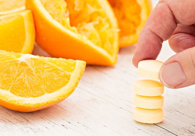 Uống vitamin C có tác dụng phụ không